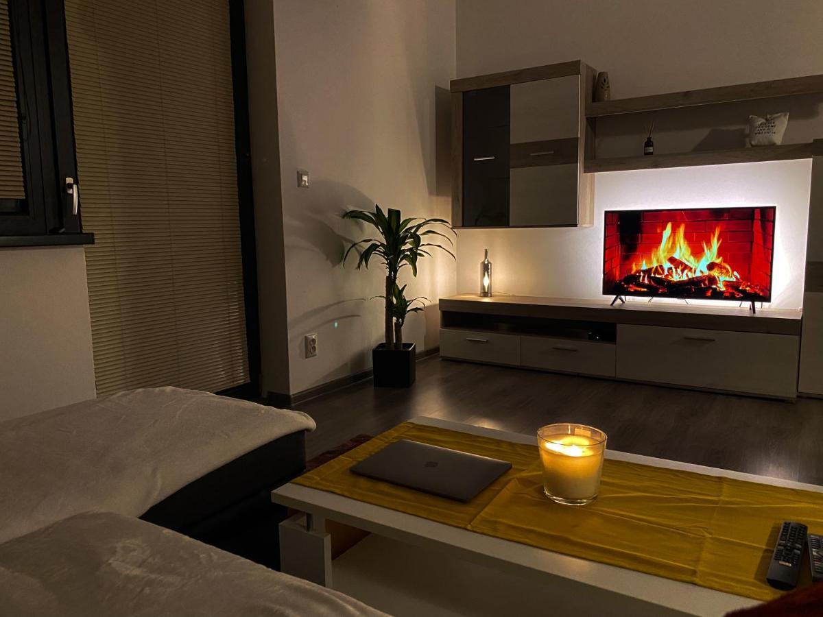 Cozy Residental Apartment Кошице Экстерьер фото