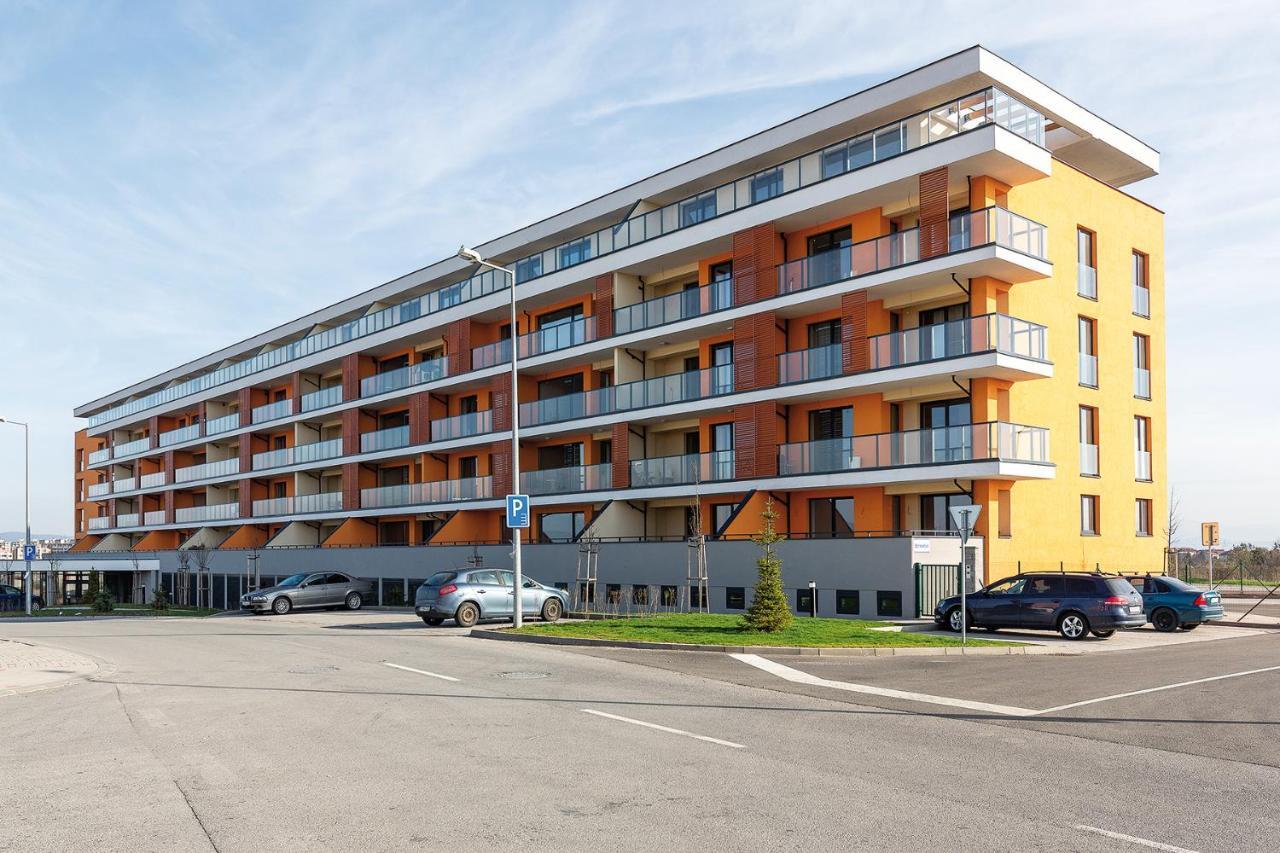 Cozy Residental Apartment Кошице Экстерьер фото